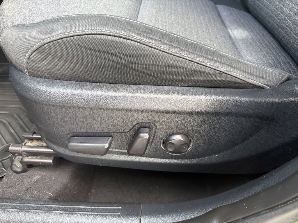 Used 2022 Kia Soul EX FWD image 19