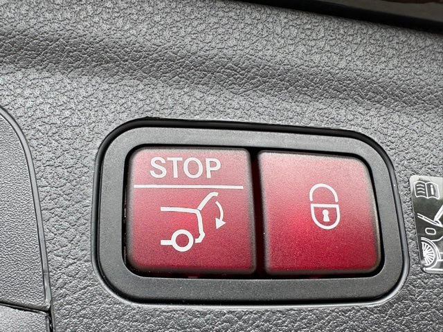 Used 2025 Mercedes-Benz GLE 350 4MATIC image 10