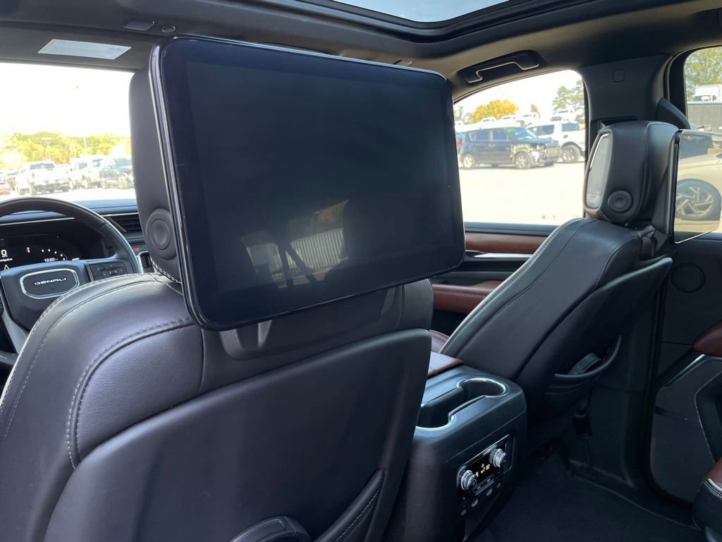 Used 2023 GMC Yukon XL Denali Ultimate image 28