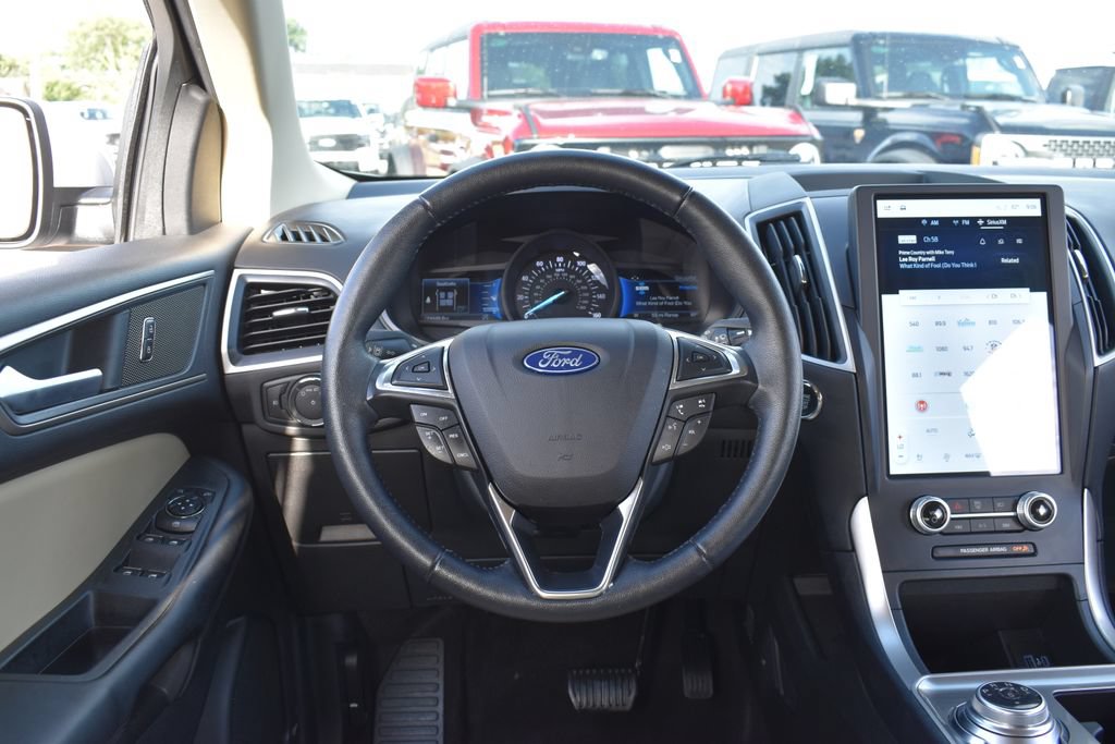 Certified 2023 Ford Edge SEL w/ Convenience Package AWD/4WD image 16