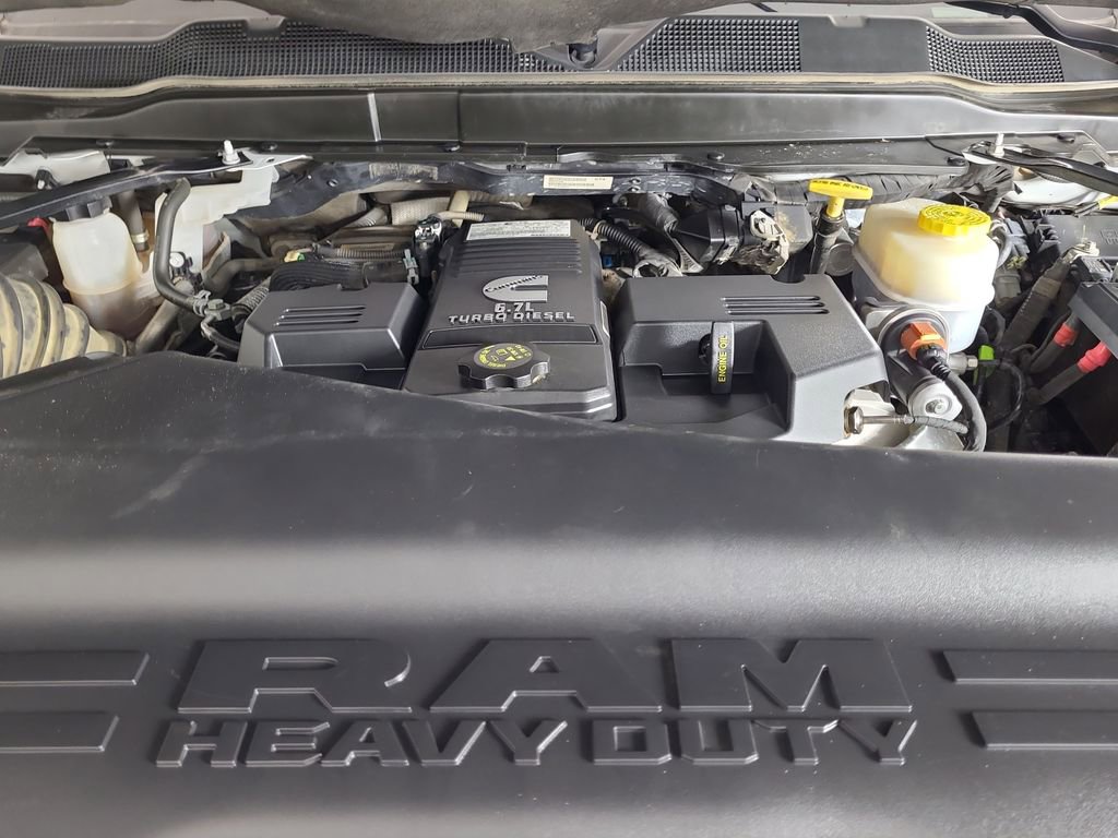 Used 2024 RAM 3500 Tradesman w/ Chrome Appearance Group image 23