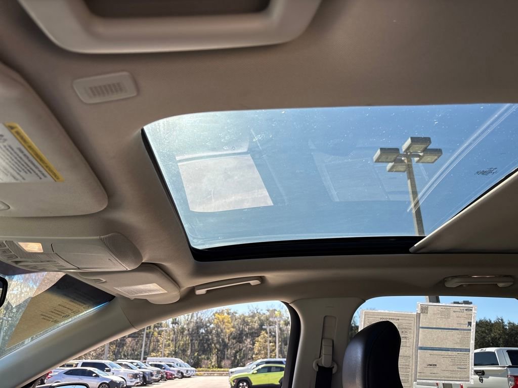 Certified 2019 Ford Edge SEL w/ Equipment Group 201A image 13