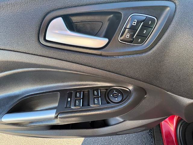Certified 2018 Ford Escape Titanium w/ Ford Safe & Smart Package AWD/4WD image 18