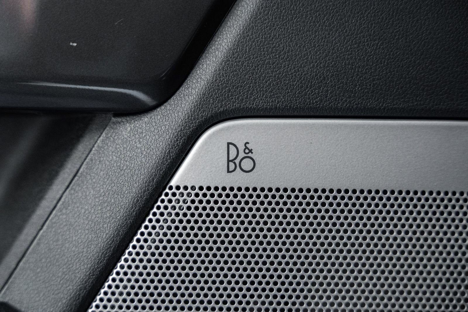 Certified 2023 Ford F150 Lariat w/ Equipment Group 502A High image 45