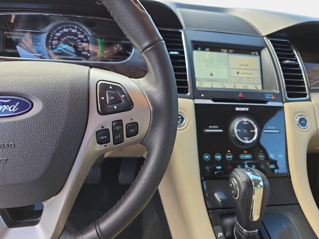 Certified 2018 Ford Taurus Limited w/ Driver Assist Package FWD image 15