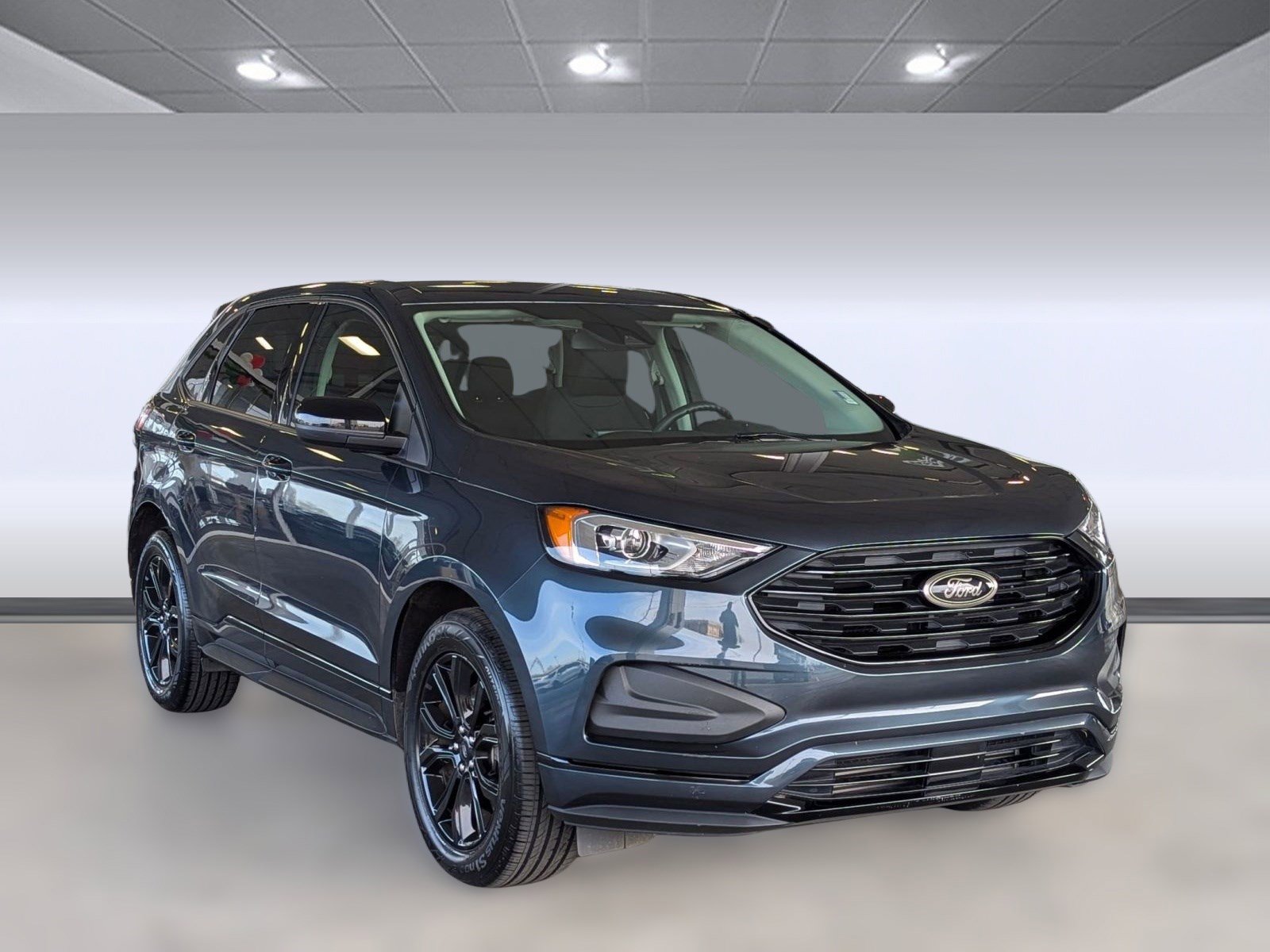 Certified 2022 Ford Edge SE w/ Black Appearance Package image 7