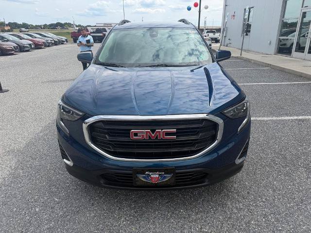 Used 2020 GMC Terrain SLE w/ Driver Convenience Package AWD/4WD image 3