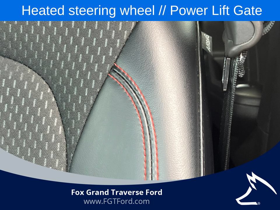 Certified 2025 Ford Escape ST-Line Select AWD/4WD image 12