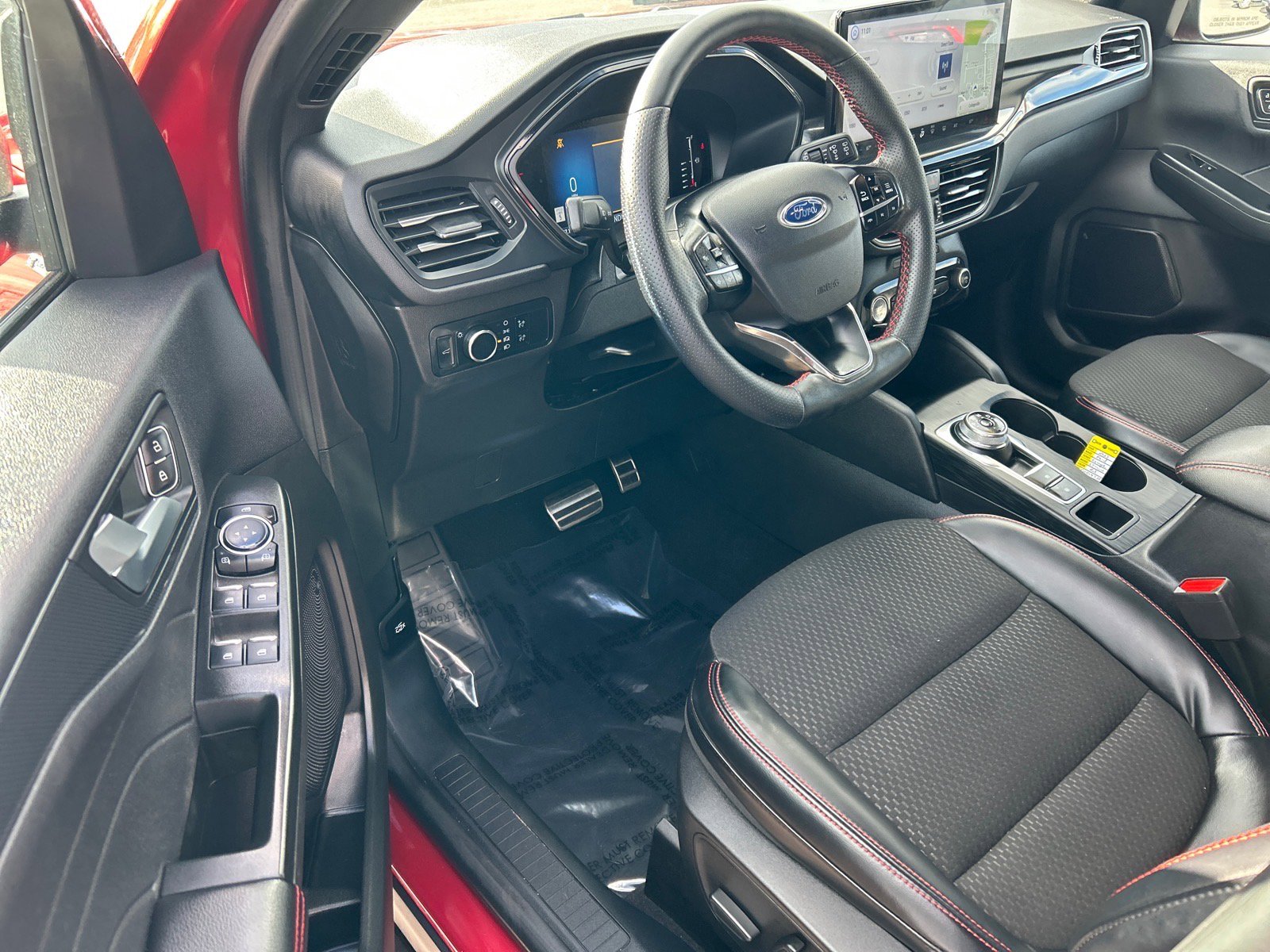 Certified 2023 Ford Escape ST-Line w/ Tech Pack #1 image 5