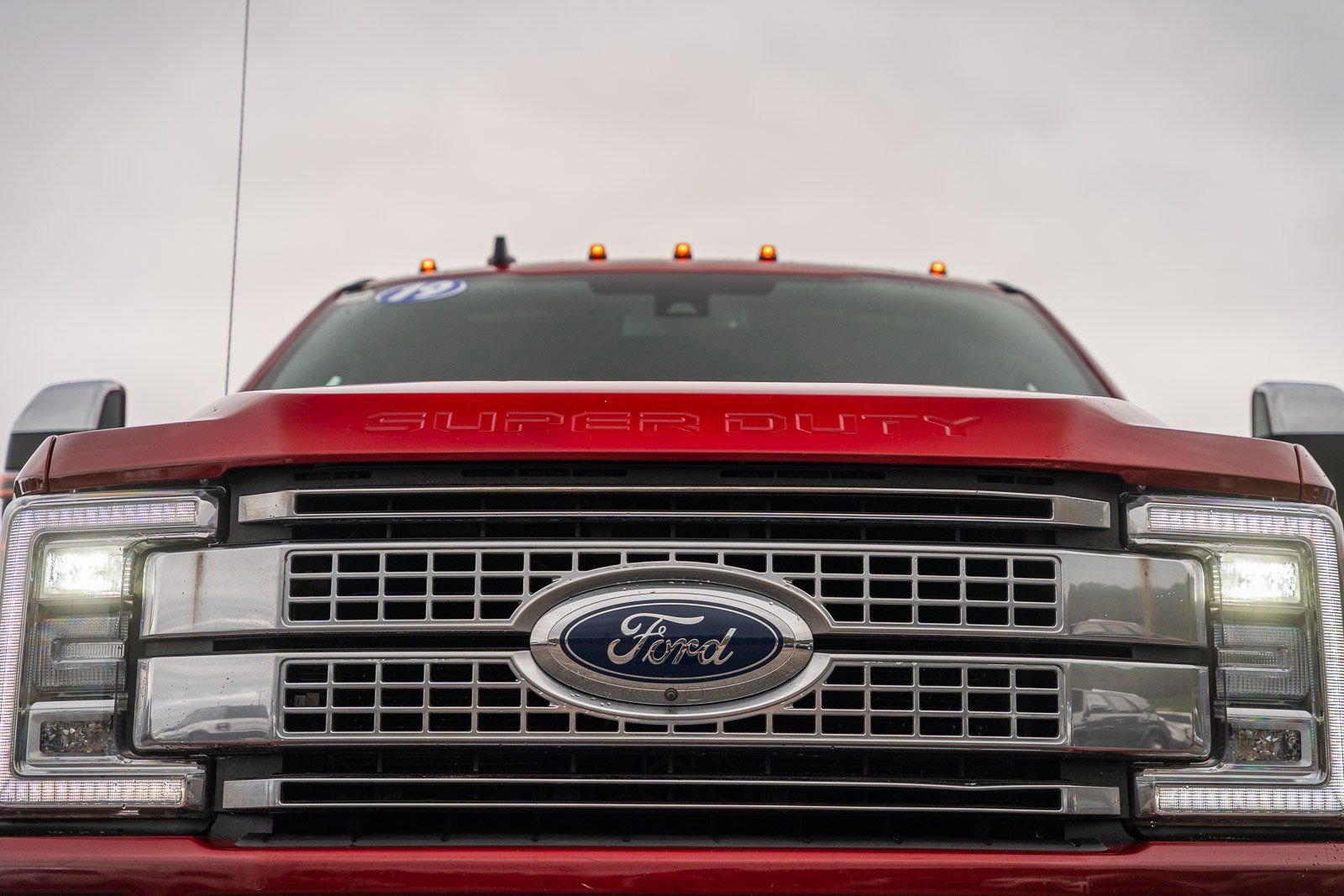 Certified 2019 Ford F250 Platinum w/ Platinum Ultimate Package image 9