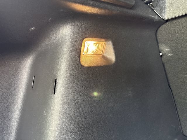 Used 2025 Chevrolet Trax LT w/ LT Convenience Package FWD image 20