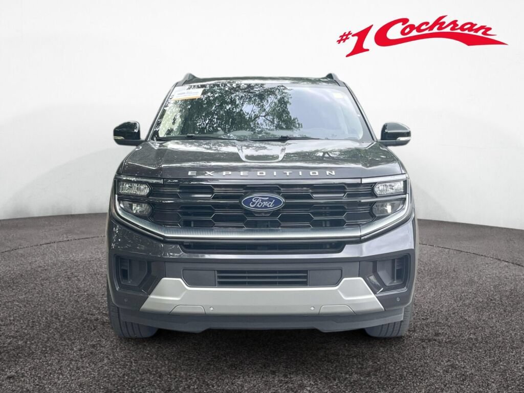 Certified 2025 Ford Expedition Platinum AWD/4WD image 12