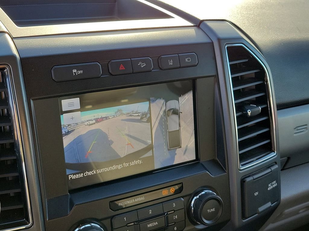 Certified 2021 Ford F250 XLT w/ XLT Premium Package image 28