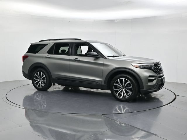 Certified 2020 Ford Explorer ST w/ Premium Technology Package AWD/4WD image 3