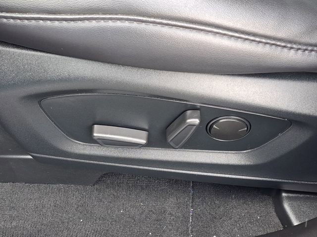 Certified 2022 Ford Explorer XLT w/ Equipment Group 202A image 11