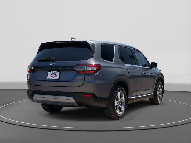 Used 2025 Honda Pilot EX-L image 5