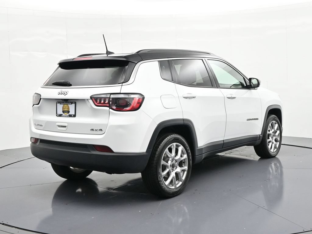 Used 2025 Jeep Compass Limited AWD/4WD image 5