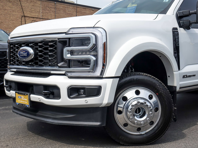 Certified 2026 Ford F450 Platinum w/ FX4 Off-Road Package AWD/4WD image 2