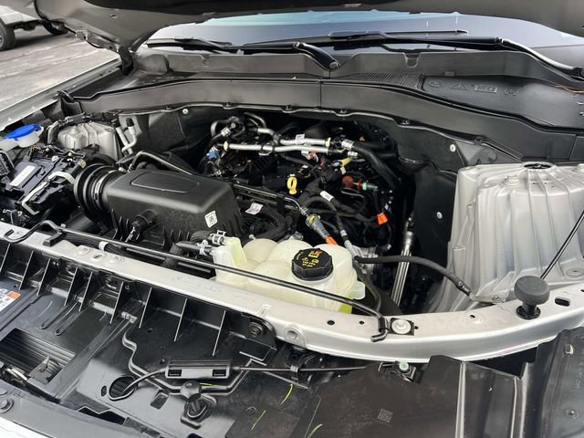 Certified 2024 Ford Explorer XLT w/ Equipment Group 202A image 11