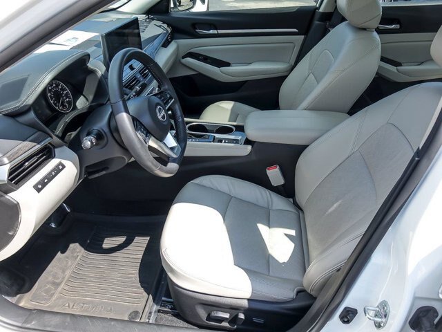 Used 2024 Nissan Altima 2.5 SL AWD/4WD image 13