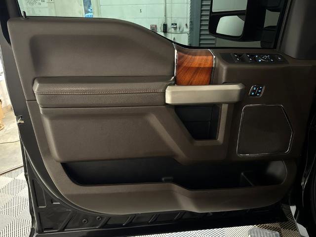 Certified 2022 Ford F250 King Ranch w/ King Ranch Ultimate Package image 17