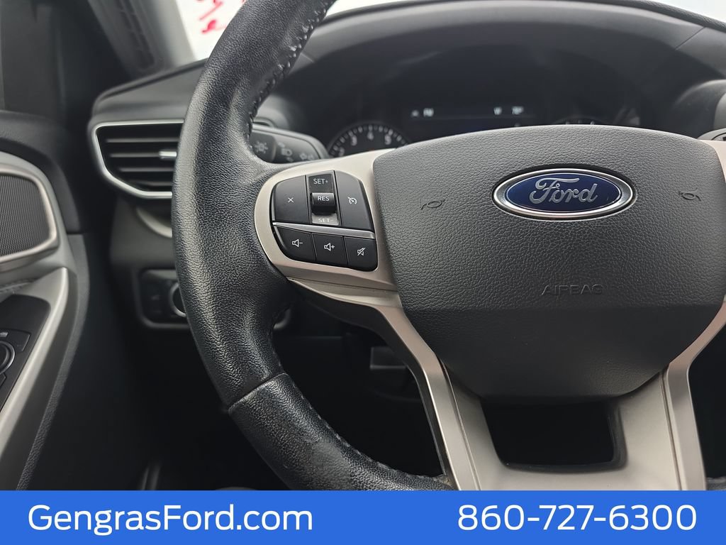 Certified 2021 Ford Explorer XLT w/ Equipment Group 202A AWD/4WD image 27