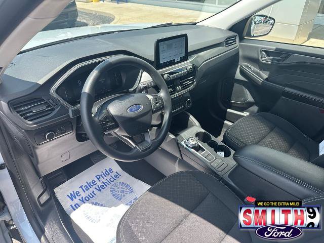 Certified 2025 Ford Escape Active AWD/4WD image 15