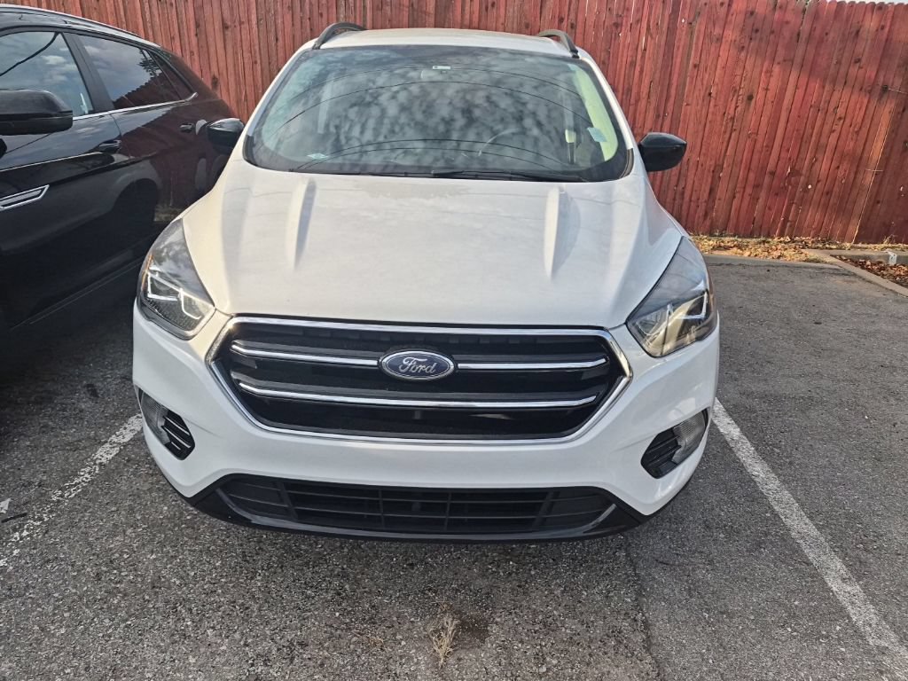 Certified 2019 Ford Escape SE FWD image 24