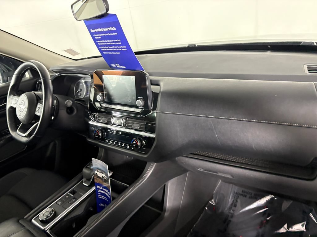 Used 2022 Nissan Pathfinder SV AWD/4WD image 38