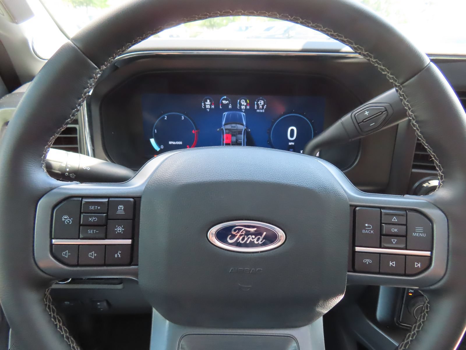 Certified 2025 Ford F350 Lariat w/ Lariat Ultimate Package AWD/4WD image 18