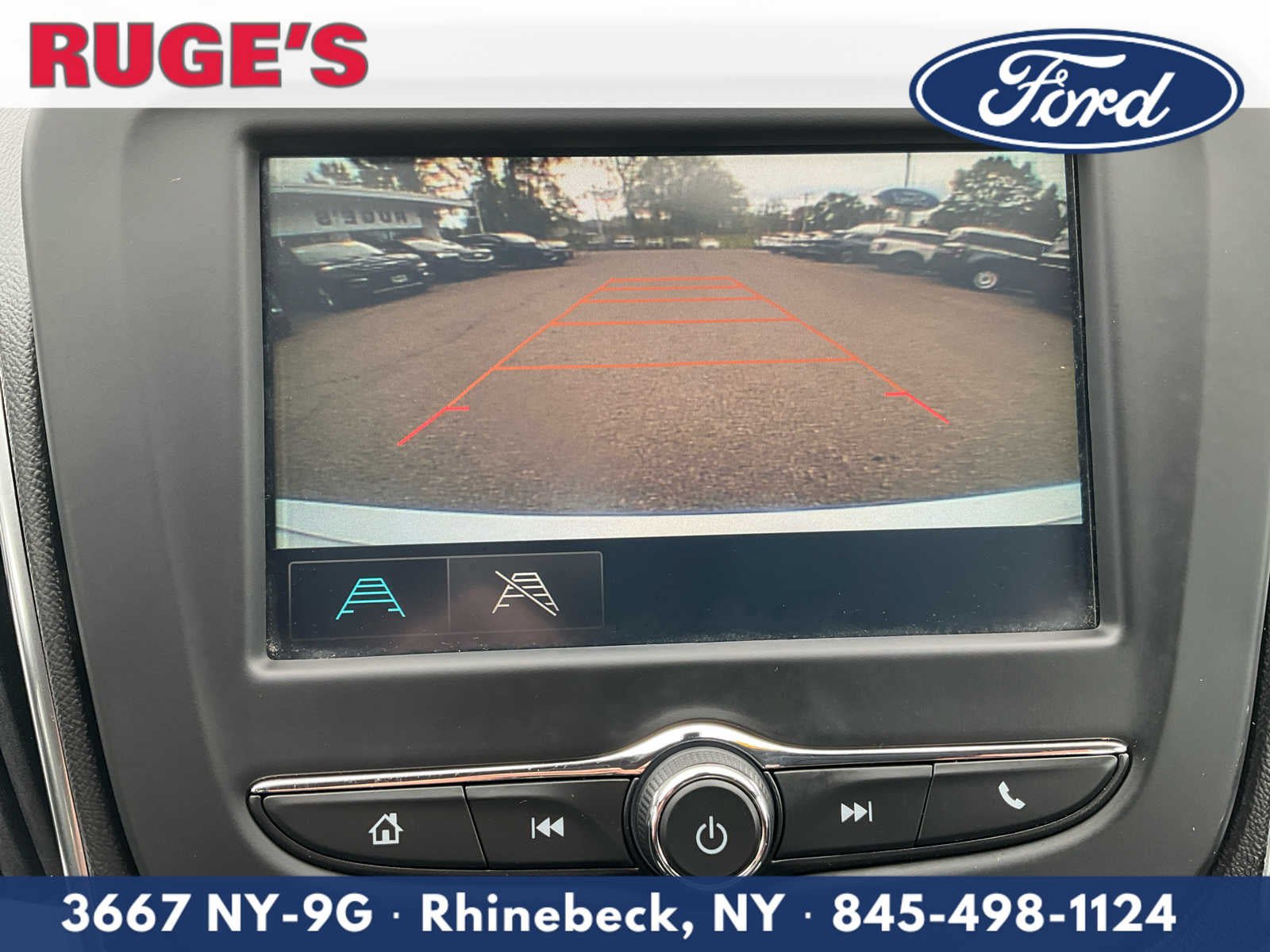 Used 2017 Chevrolet Malibu LT FWD image 21