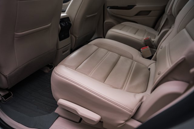 Used 2020 GMC Acadia Denali w/ Technology Package image 42