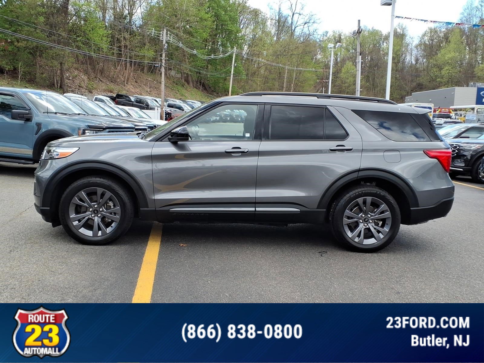 Certified 2024 Ford Explorer XLT w/ Equipment Group 202A AWD/4WD image 2