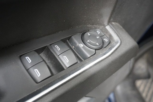 Used 2023 Chevrolet Silverado 1500 LT AWD/4WD image 14