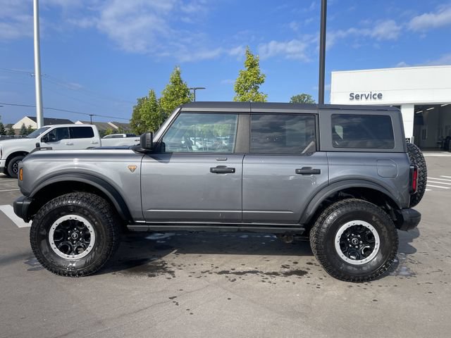 Certified 2022 Ford Bronco Badlands w/ Sasquatch Package AWD/4WD image 2