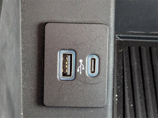 Certified 2022 Ford F250 XLT w/ XLT Premium Package image 21