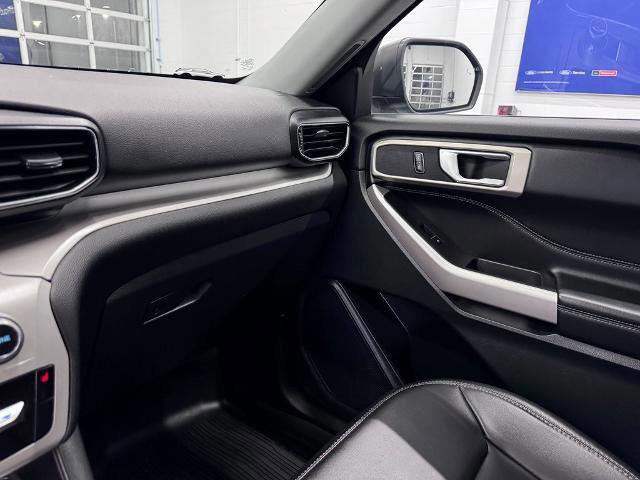 Certified 2023 Ford Explorer XLT w/ Equipment Group 202A image 27