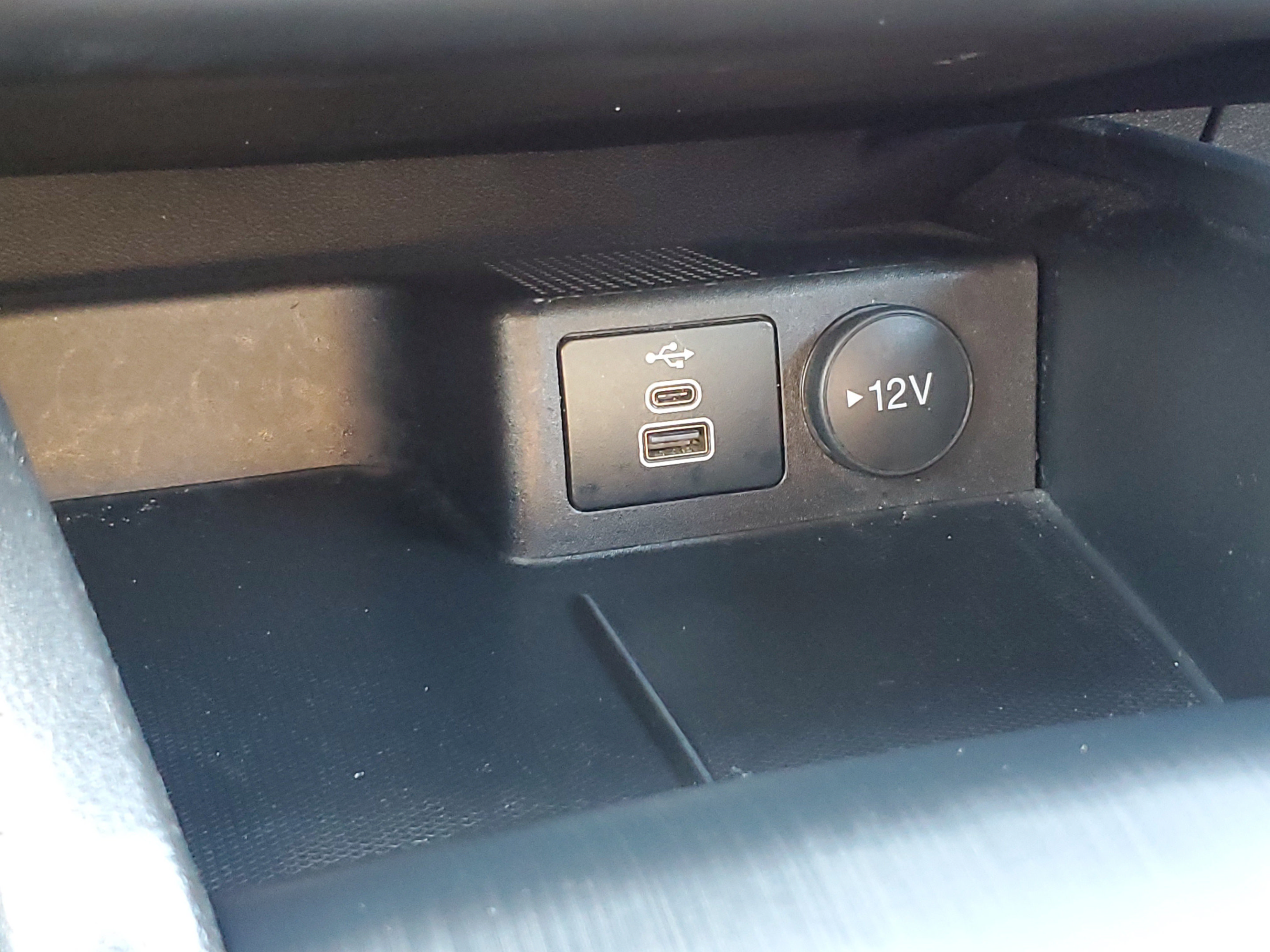 Certified 2024 Ford Escape ST-Line FWD image 26