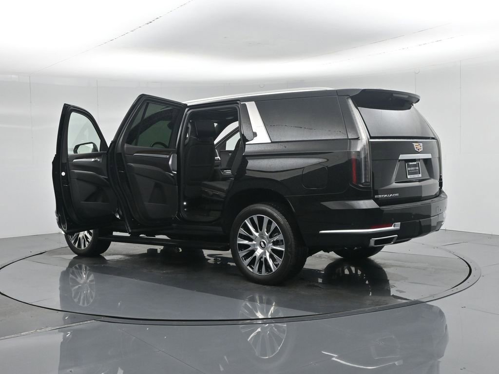 Used 2026 Cadillac Escalade Platinum Luxury image 39