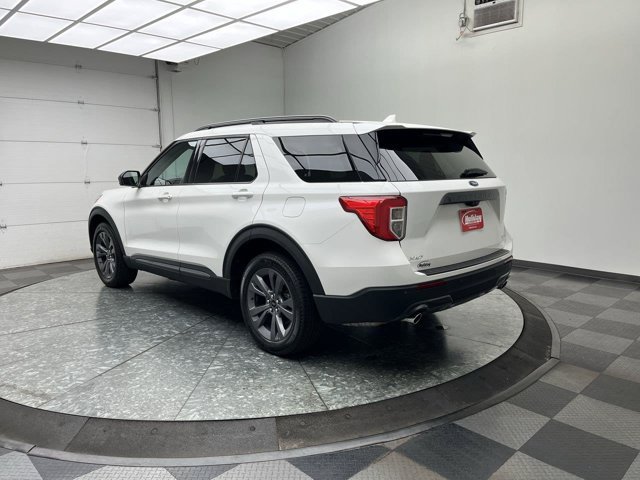 Certified 2023 Ford Explorer XLT w/ Equipment Group 202A AWD/4WD image 2