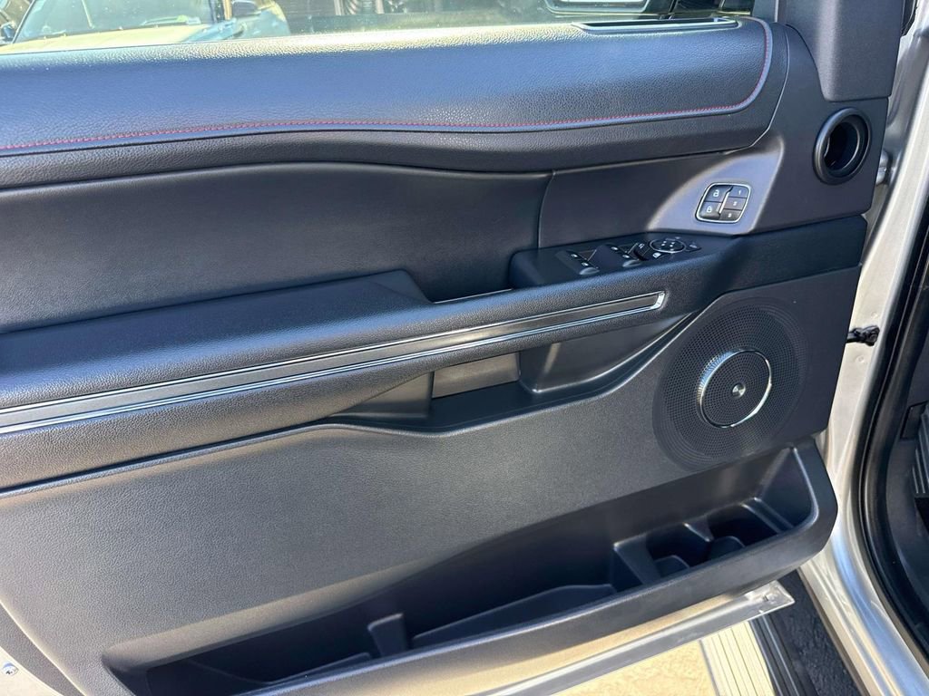 Certified 2022 Ford Expedition Limited image 21