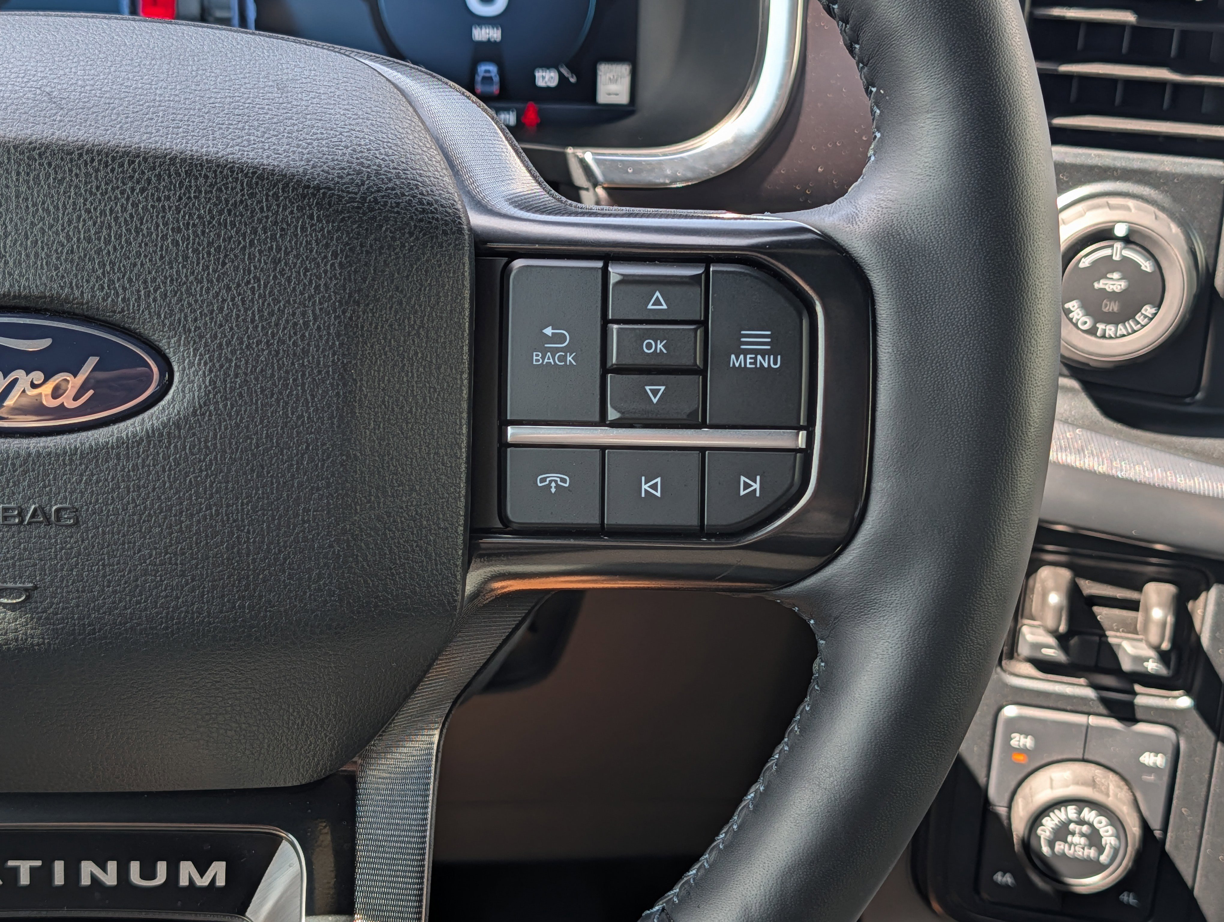 Certified 2025 Ford F150 Platinum AWD/4WD image 28