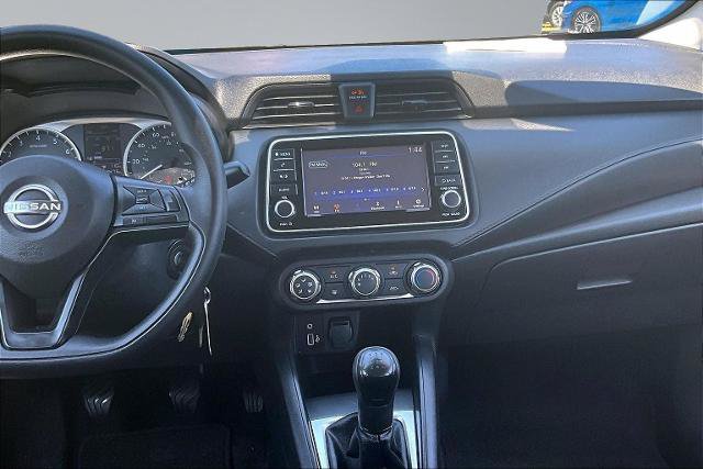 Used 2023 Nissan Versa S FWD image 6