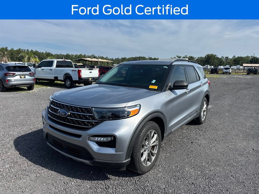 Certified 2022 Ford Explorer XLT w/ Equipment Group 202A RWD image 1