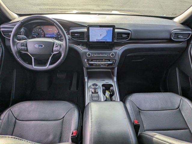 Certified 2020 Ford Explorer Limited w/ Class III Trailer Tow Package image 32