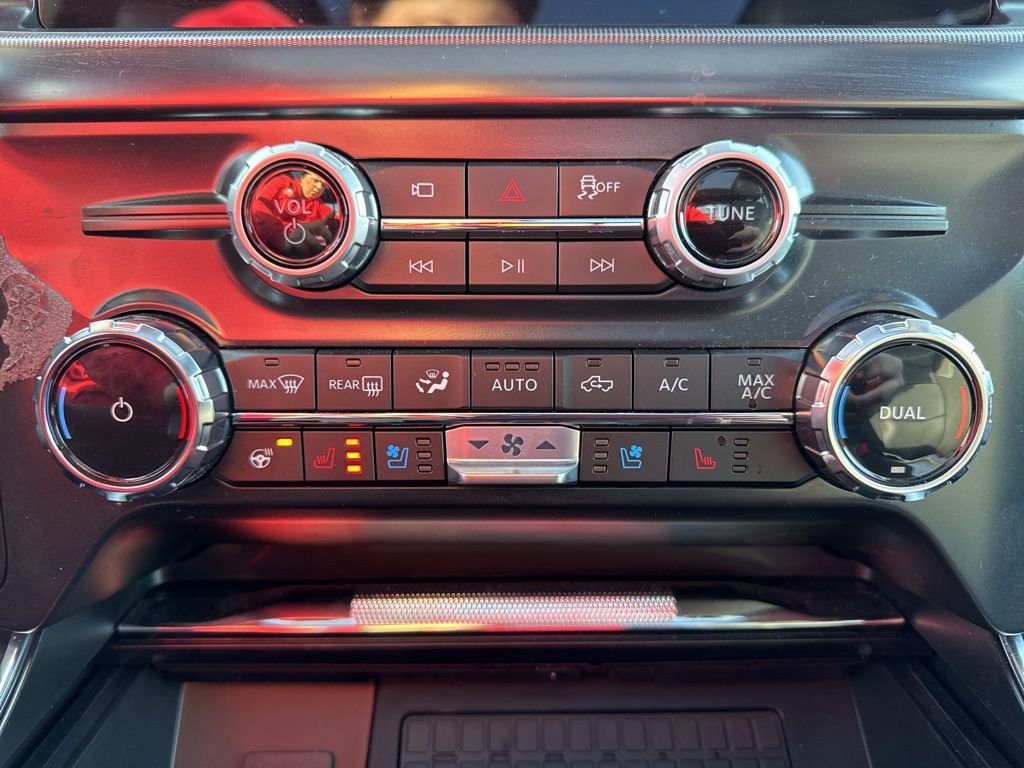 Certified 2025 Ford F150 Raptor image 15