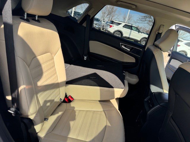 Certified 2024 Ford Edge SEL w/ Convenience Package image 32