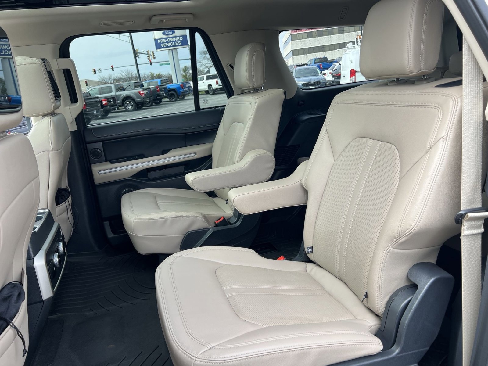 Certified 2024 Ford Expedition Max Limited image 25