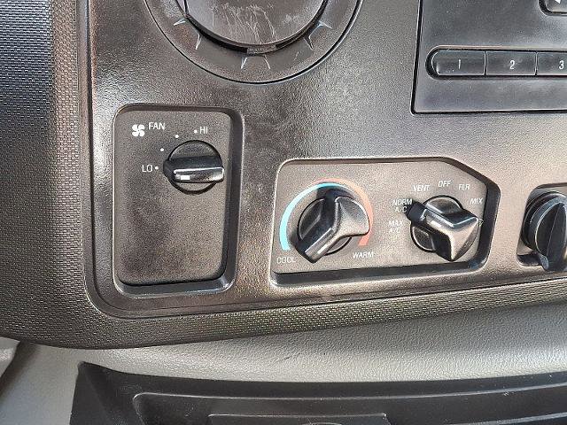 Certified 2016 Ford E-350 and Econoline 350 Super Duty w/ Power Windows & Locks Group image 14