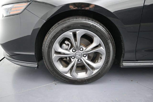 Used 2024 Honda Accord EX image 9